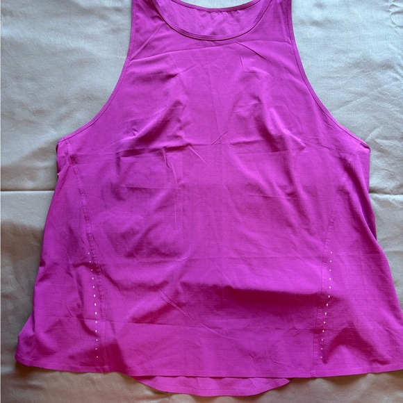 Lululemon Razorback Tank Top - Picture 2 of 3